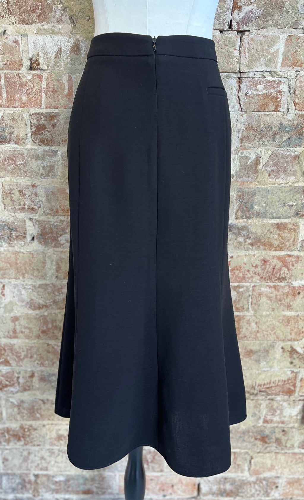 Long black skirt size 16 hotsell