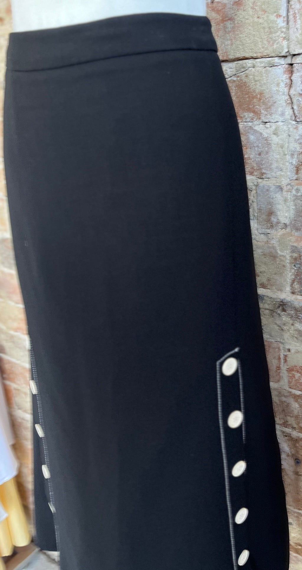 Veronika Maine Black Skirt size 16 Op for Change